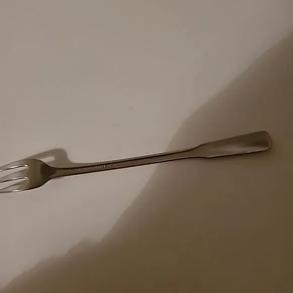 william Roger's Coctail Forks - Picture 3 of 4